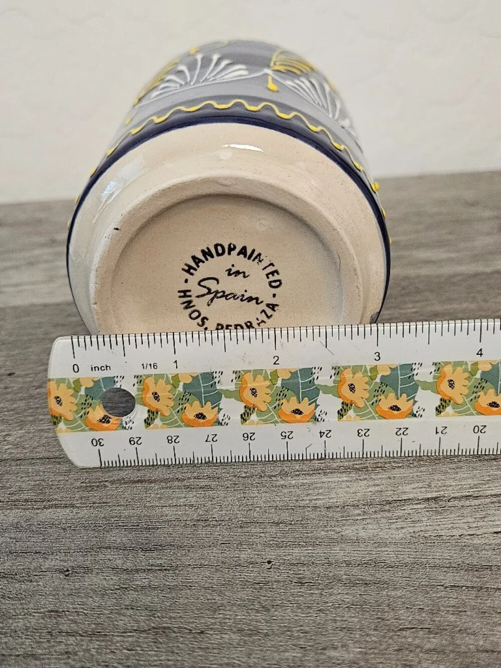 Vintage Hand Painted Hnos Pedraza Ceramic Art Pottery Vase Spain 7.5